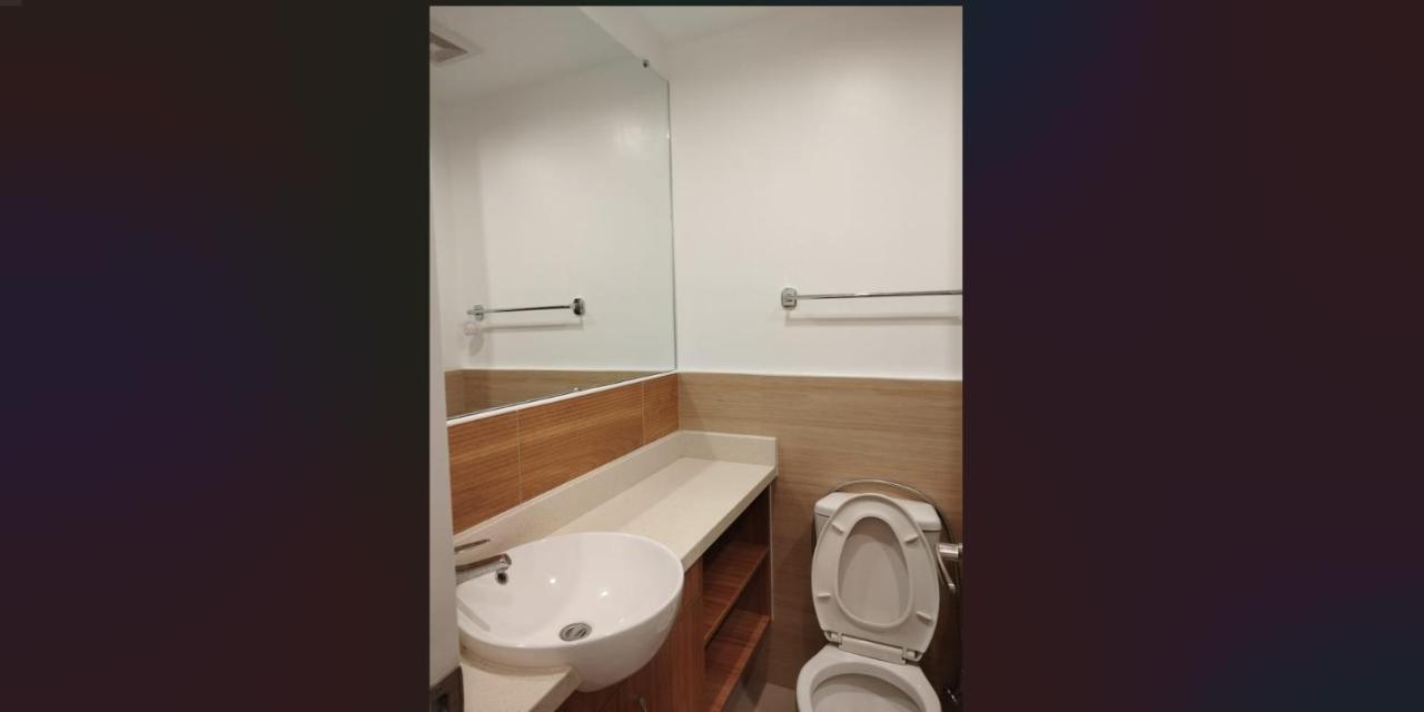 Cozy Suite Studio Type Condo In Matina Enclaves Davao City Exterior foto